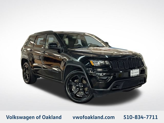 Used 2019 Jeep Grand Cherokee Laredo AWD/4WD image 1