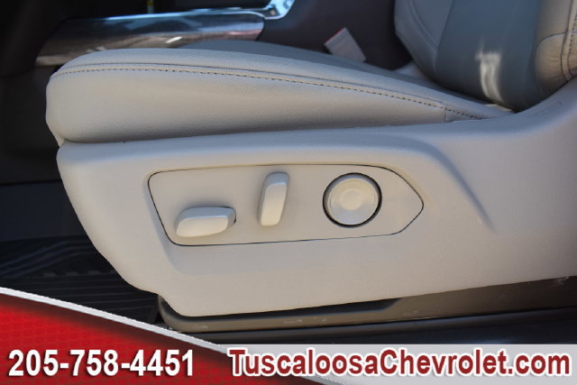 New 2026 Chevrolet Silverado 2500 LTZ w/ LTZ Premium Package AWD/4WD image 17