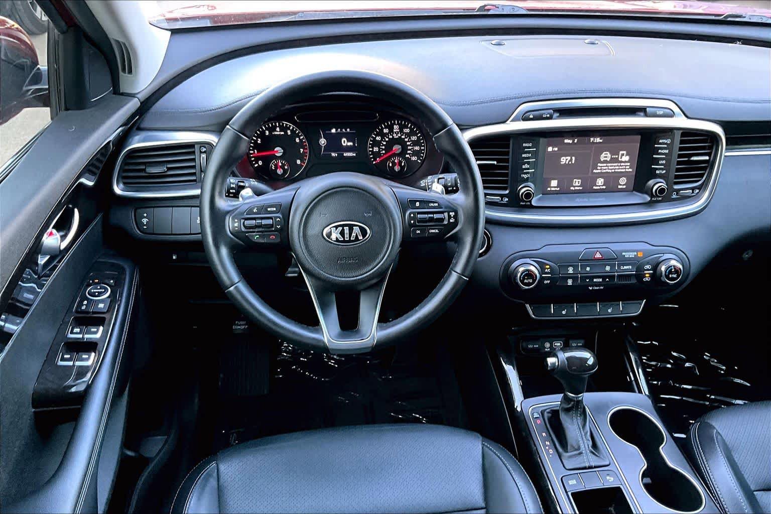 Used 2017 Kia Sorento EX FWD image 6