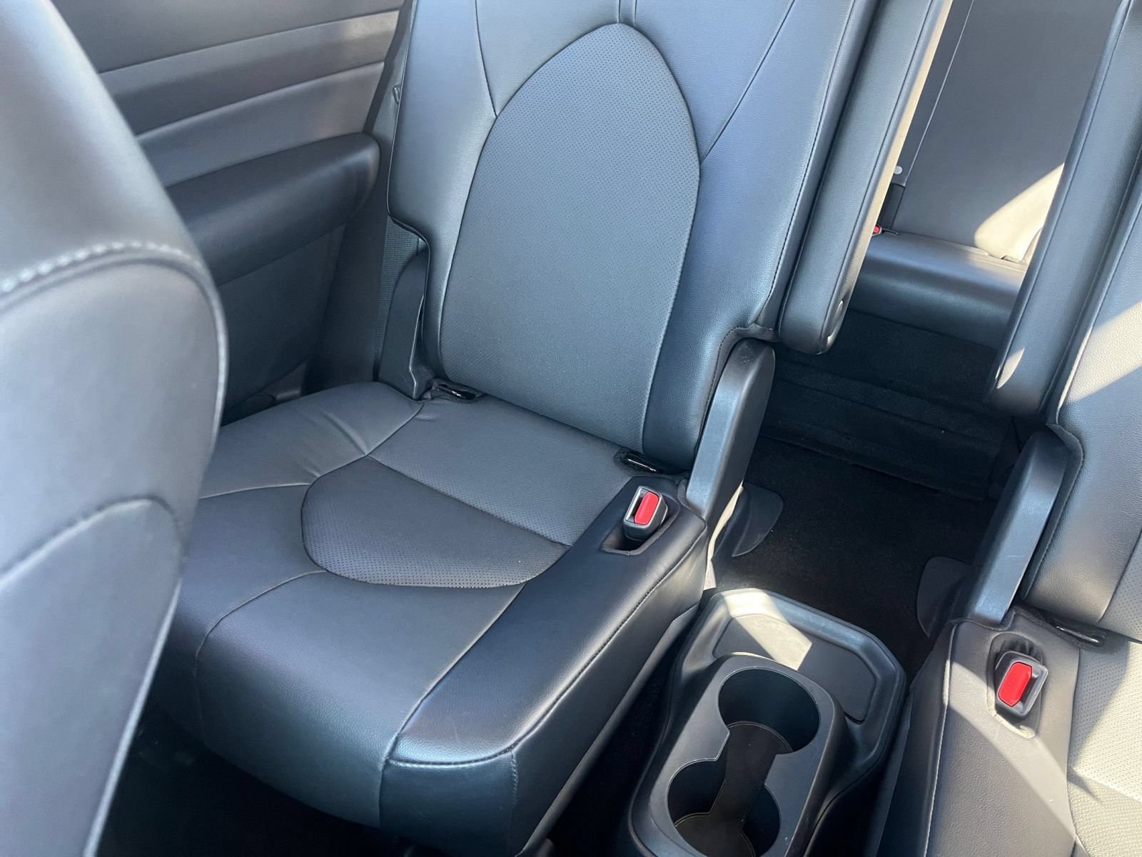 Used 2024 Toyota Grand Highlander AWD image 41