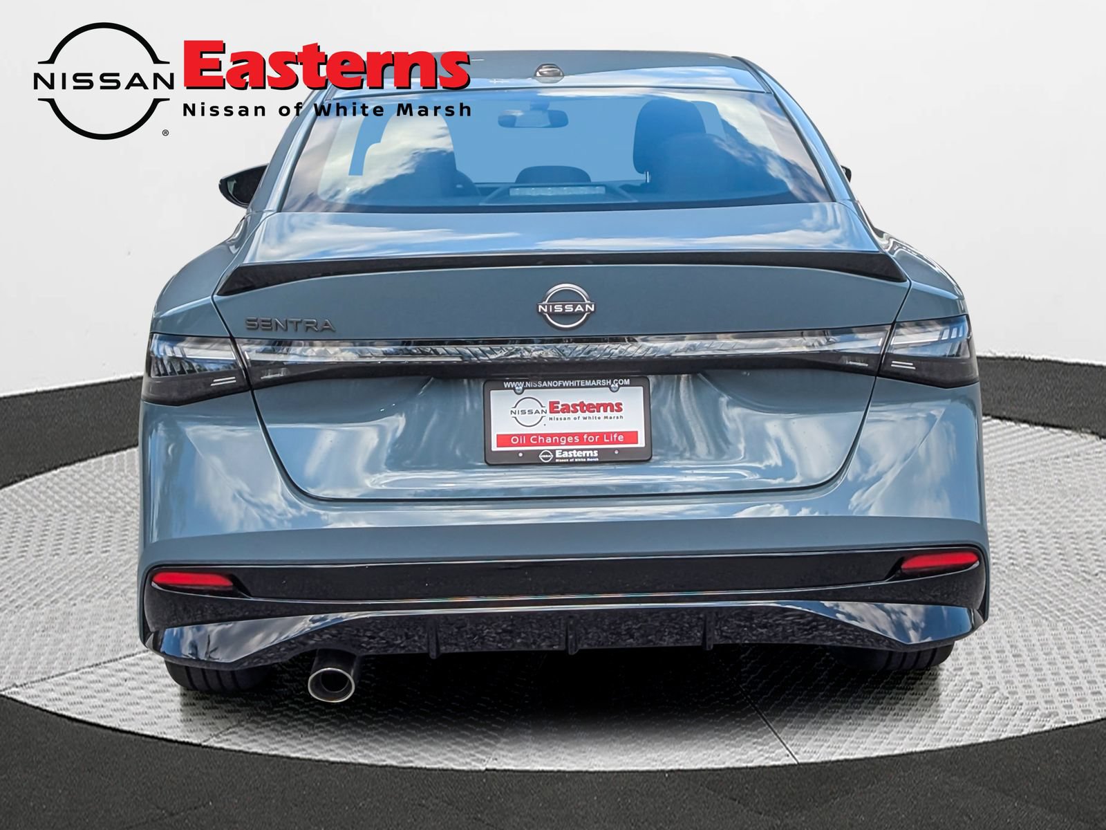 New 2027 Nissan Sentra SR w/ Floor Mat Package FWD image 7