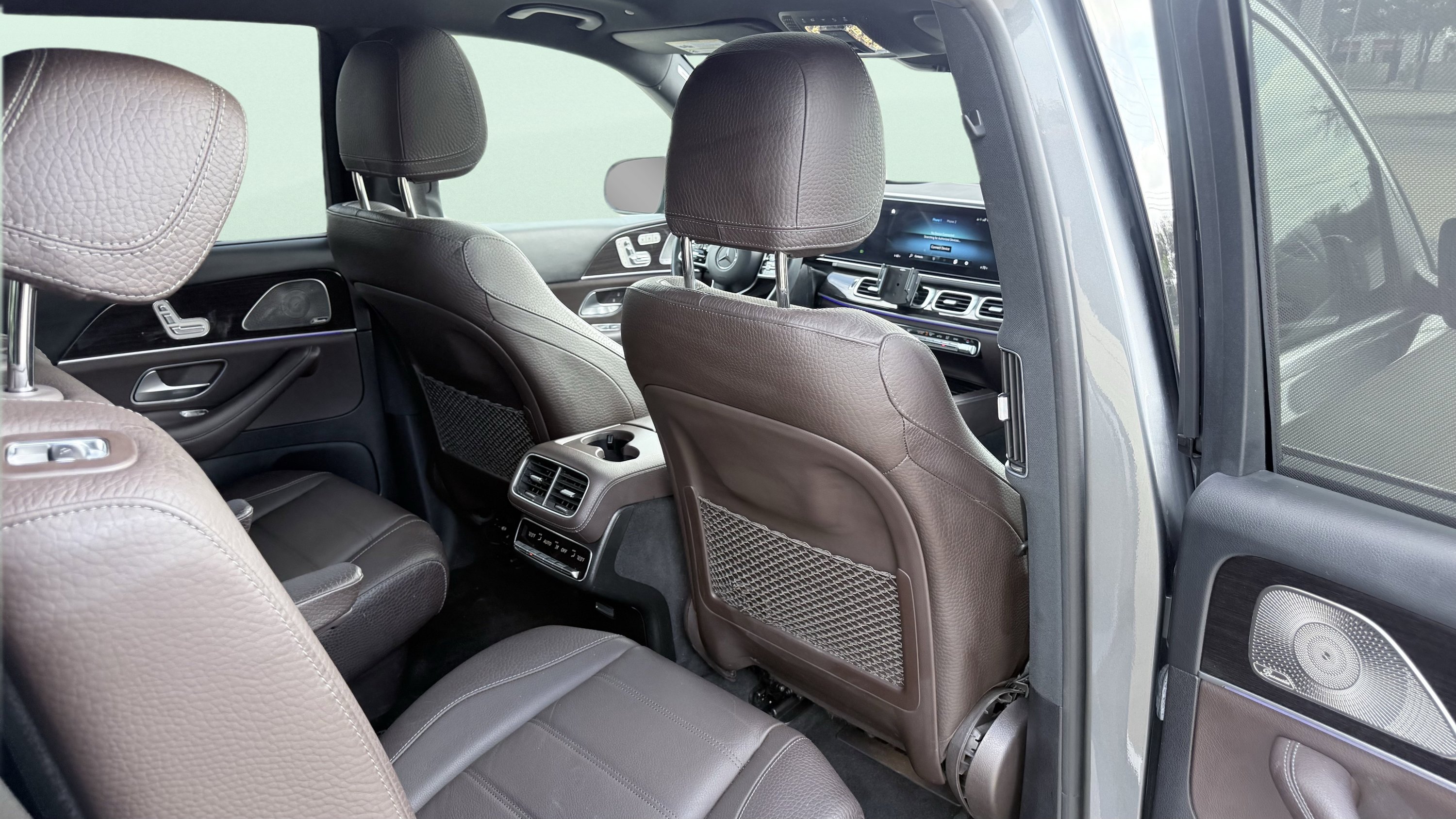 Used 2022 Mercedes-Benz GLS 450 4MATIC image 42