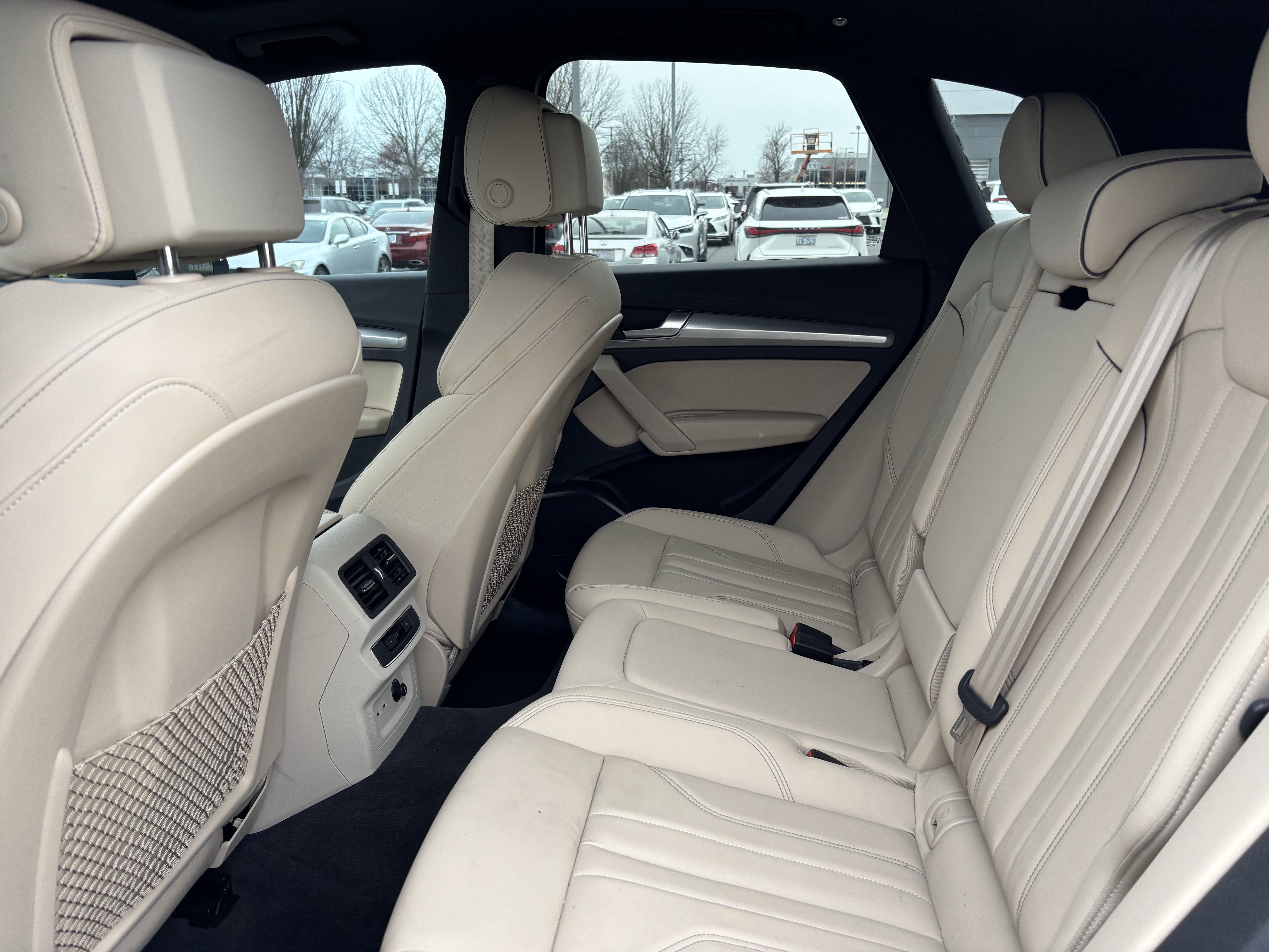 Used 2025 Audi Q5 2.0T Premium image 31