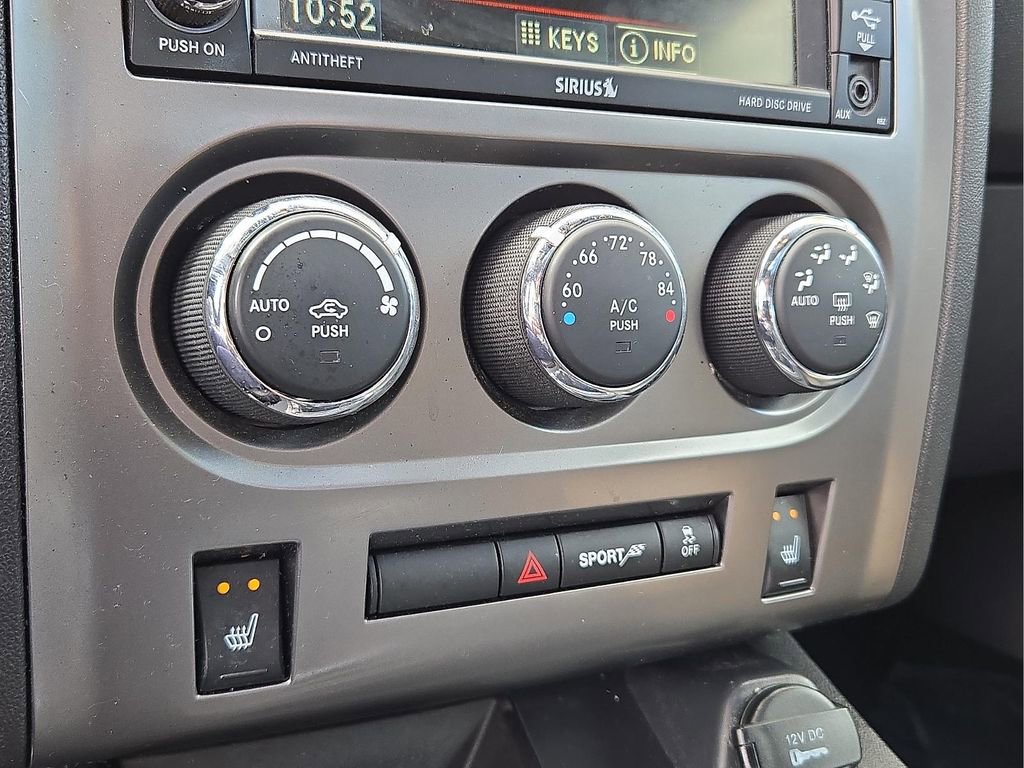 Used 2014 Dodge Challenger R/T RWD image 16