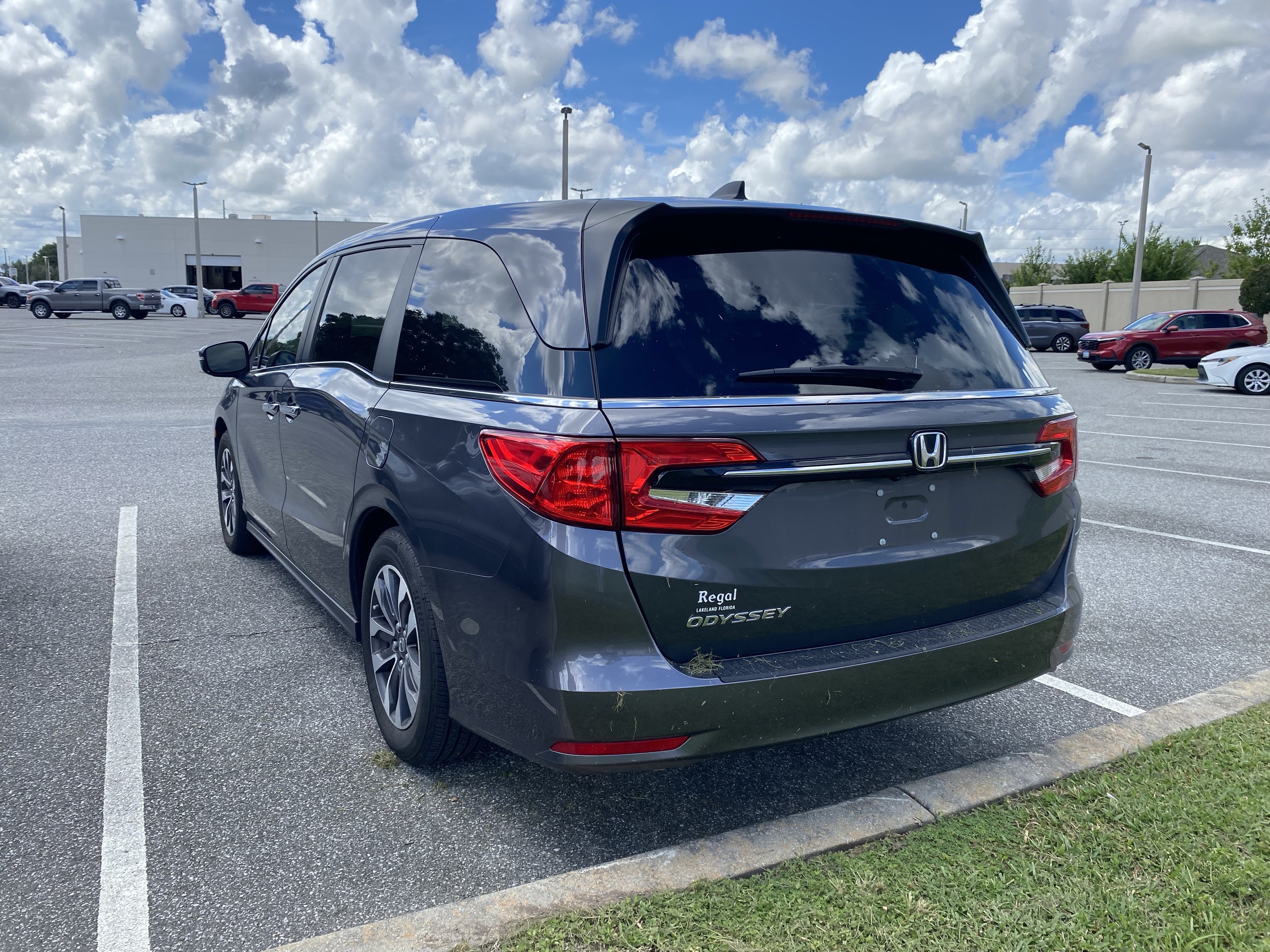 Used 2023 Honda Odyssey EX-L image 10