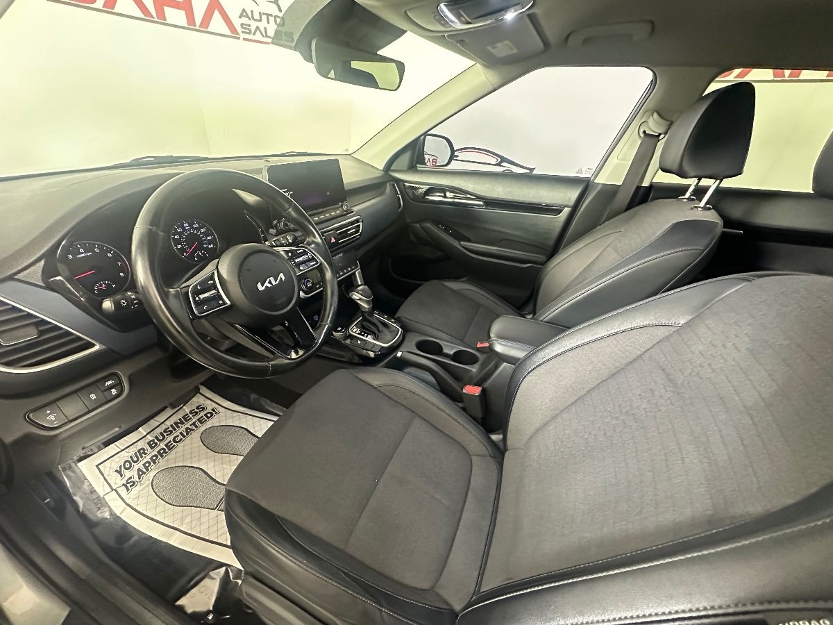 Used 2023 Kia Seltos Nightfall Edition AWD/4WD image 20