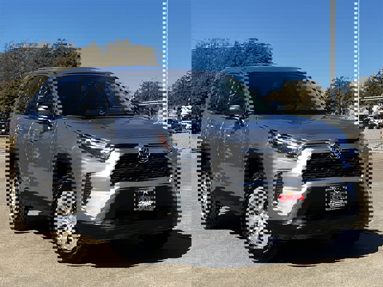 Used 2025 Toyota RAV4 LE image 2