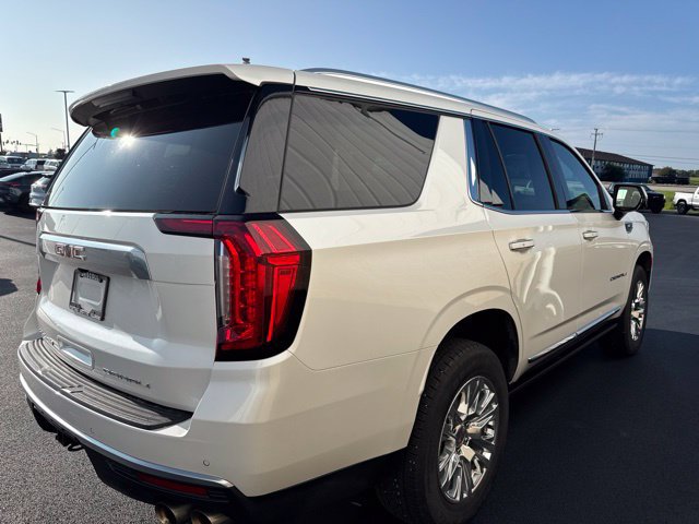Used 2024 GMC Yukon Denali w/ LPO, Floor Liner Package AWD/4WD image 7