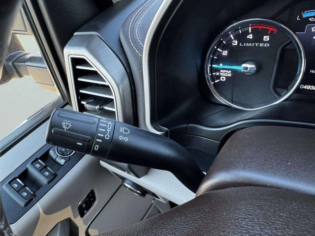 Used 2019 Ford F350 Limited w/ FX4 Off-Road Package image 27