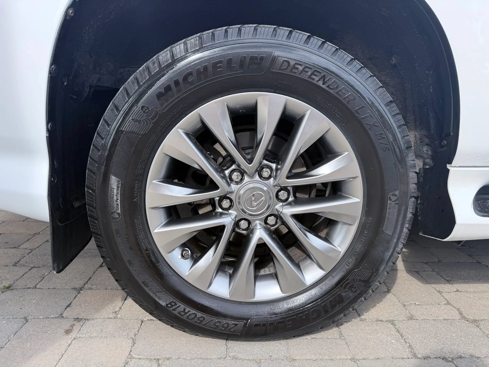 Used 2017 Lexus GX 460 Luxury AWD/4WD image 22