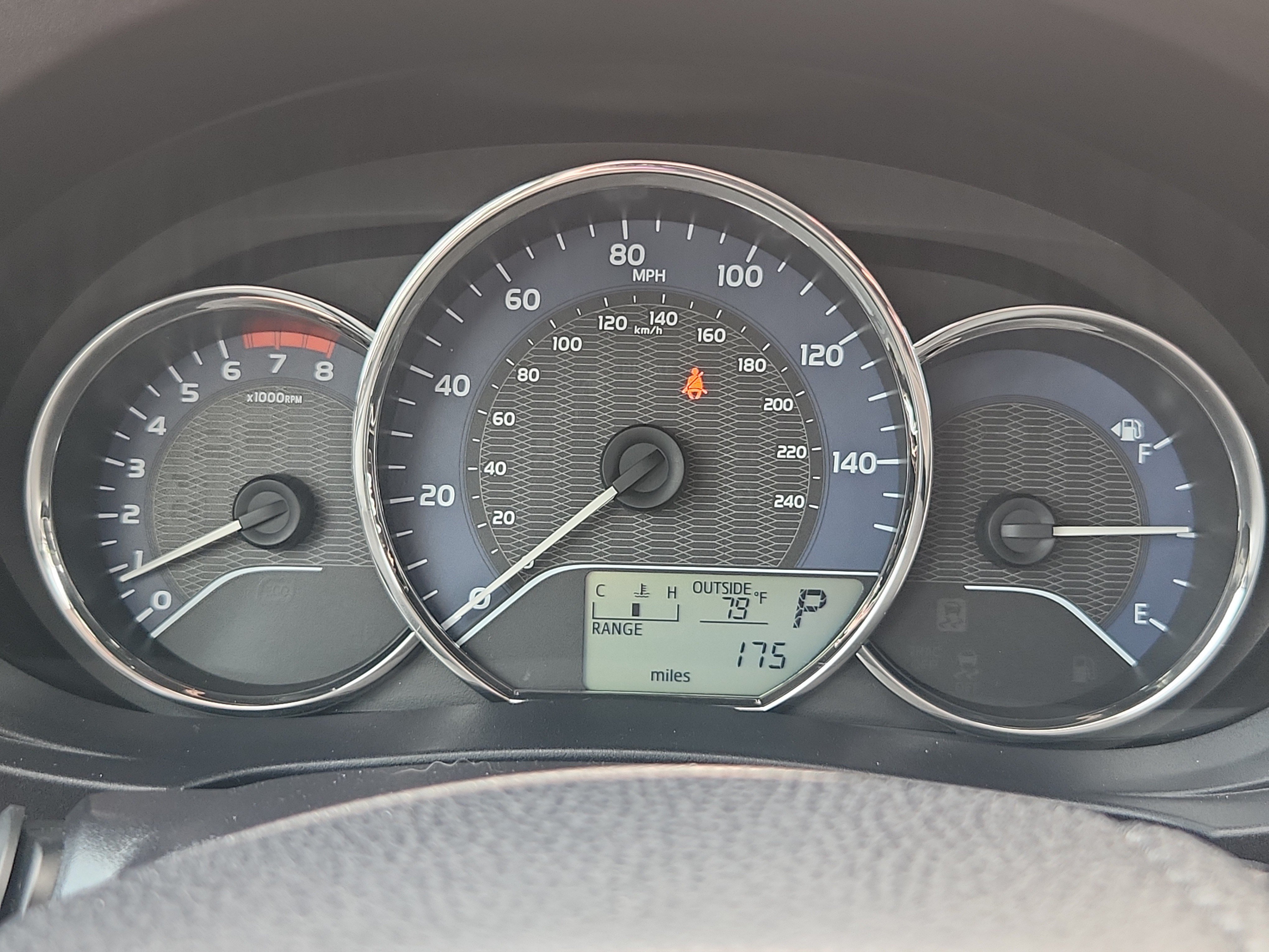 Used 2016 Toyota Corolla LE FWD image 18