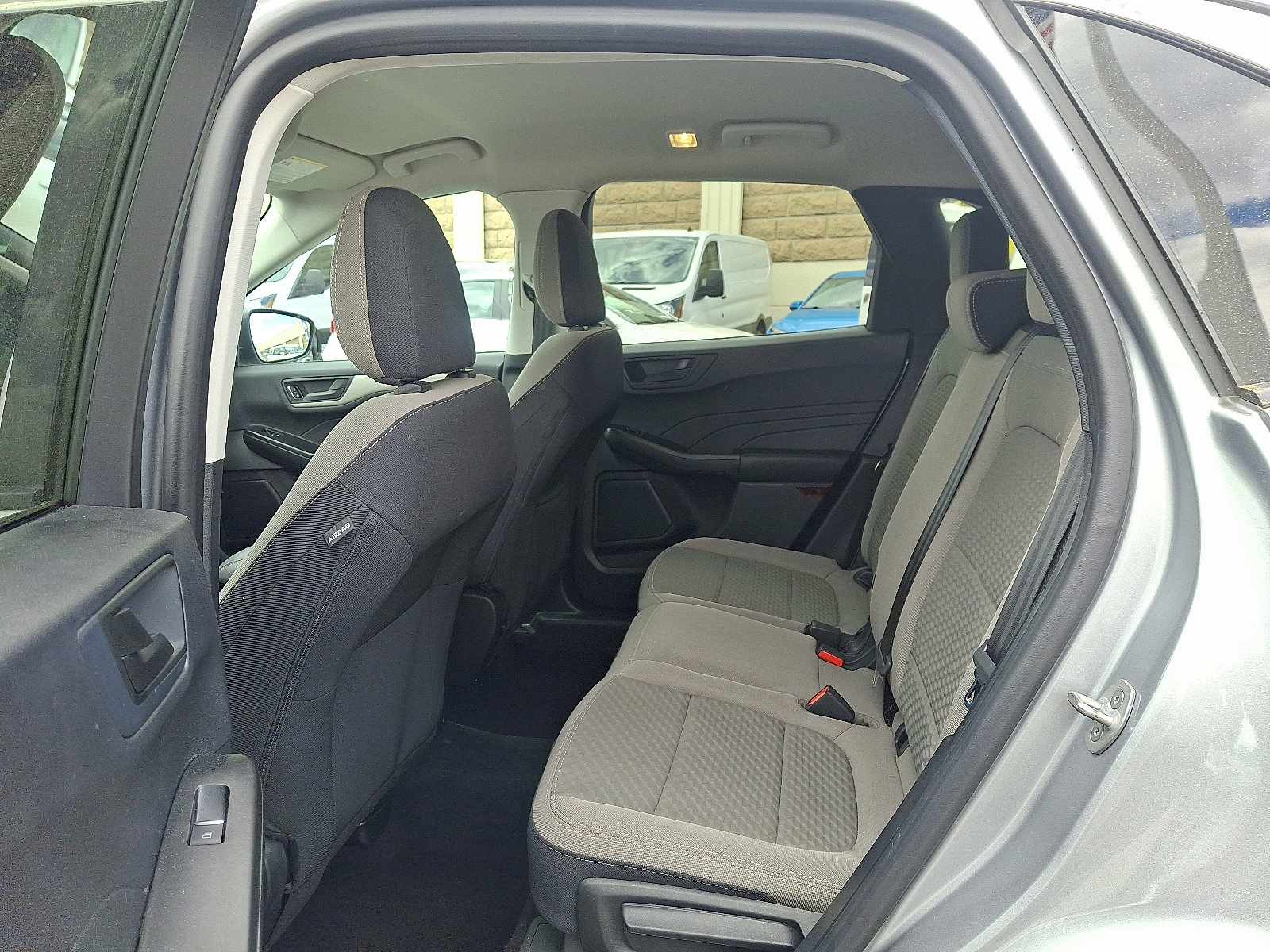 Used 2022 Ford Escape SE image 10