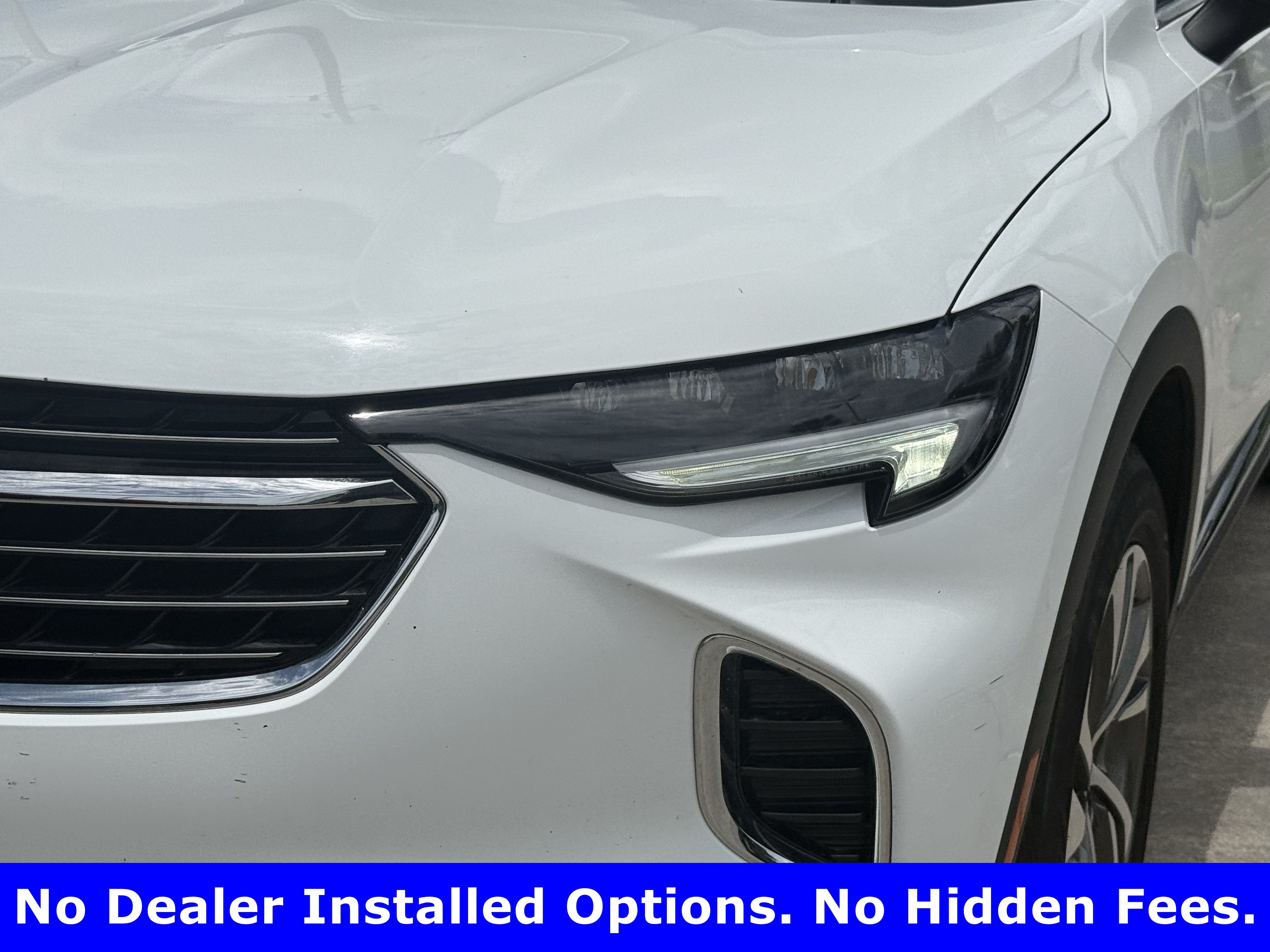 Used 2023 Buick Envision Essence FWD image 11