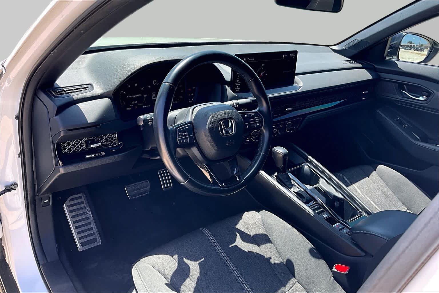Used 2023 Honda Accord Sport image 31