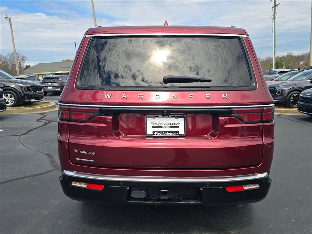 Used 2023 Jeep Wagoneer 4WD w/ Premium Group I image 4