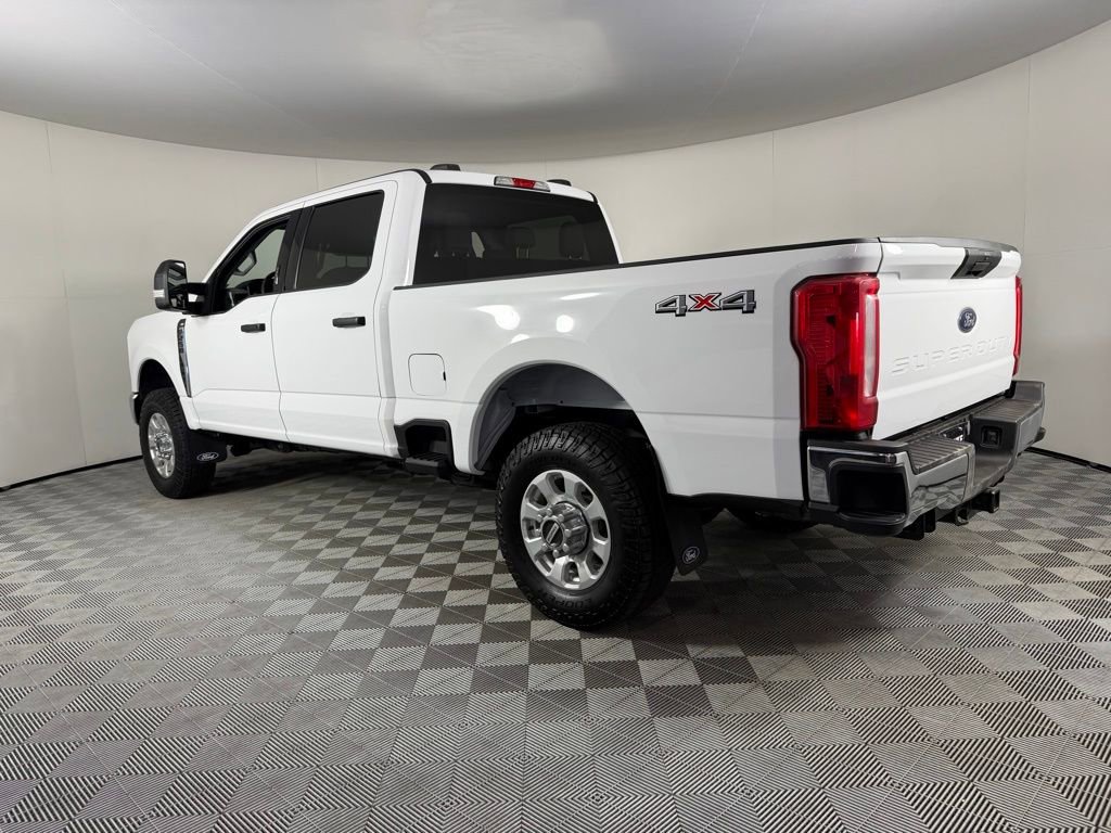 Used 2023 Ford F250 XLT w/ Snow Plow Prep Package image 10