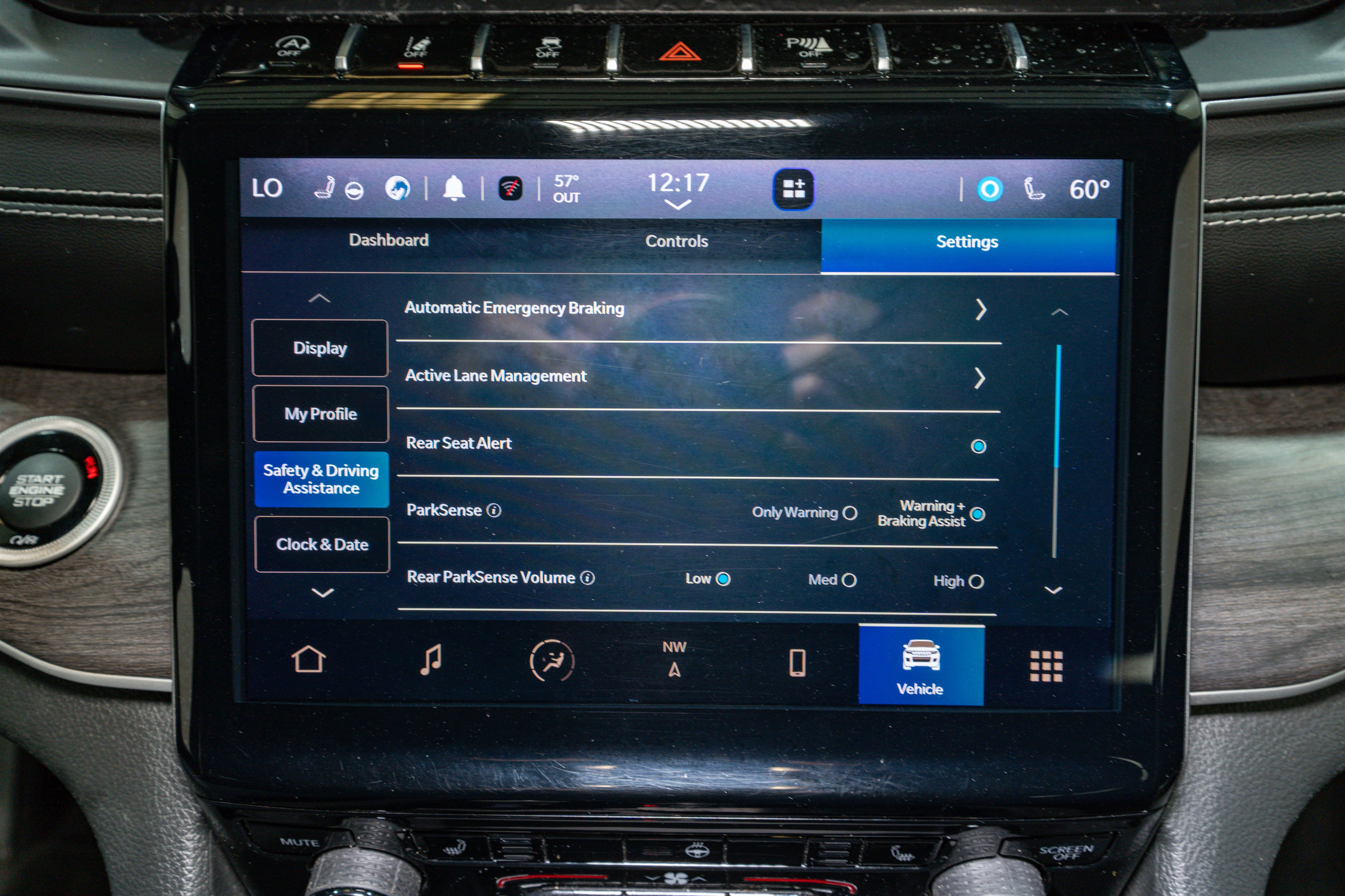 Used 2023 Jeep Grand Cherokee L Limited image 21