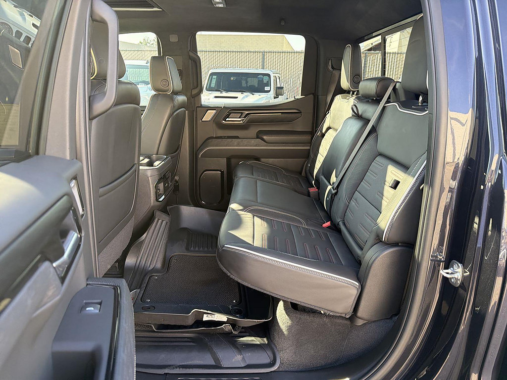 Used 2025 GMC Sierra 1500 AT4X AWD/4WD image 25