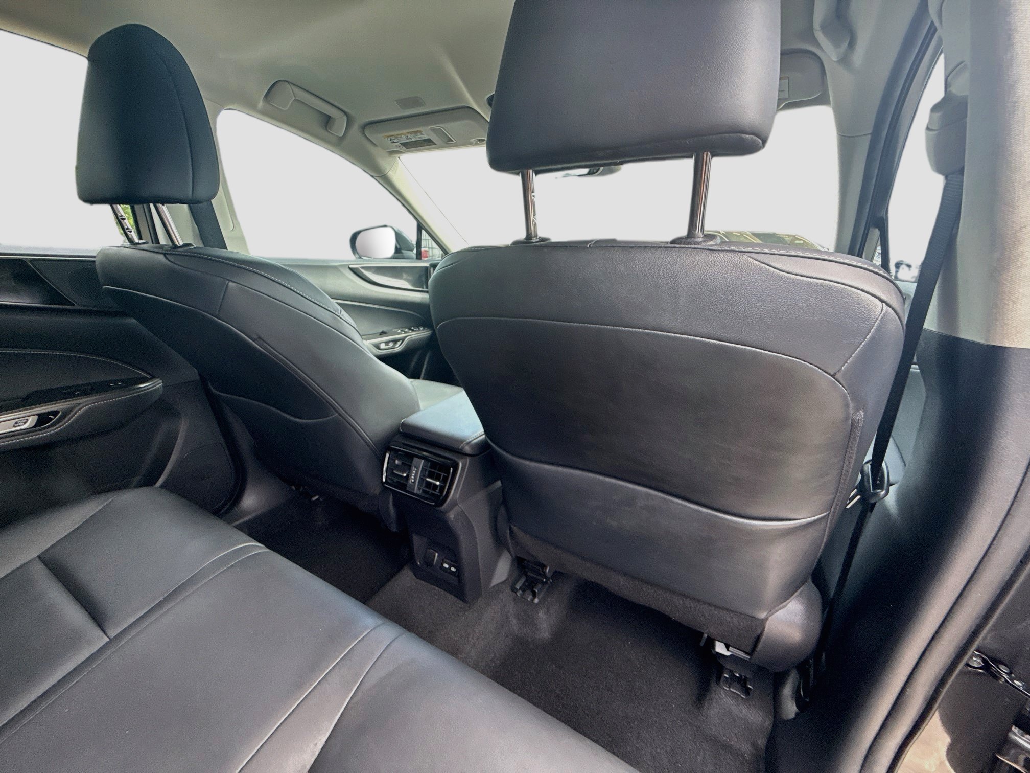 Used 2024 Lexus NX 250 FWD w/ Towing Package (2000 Lbs) image 27