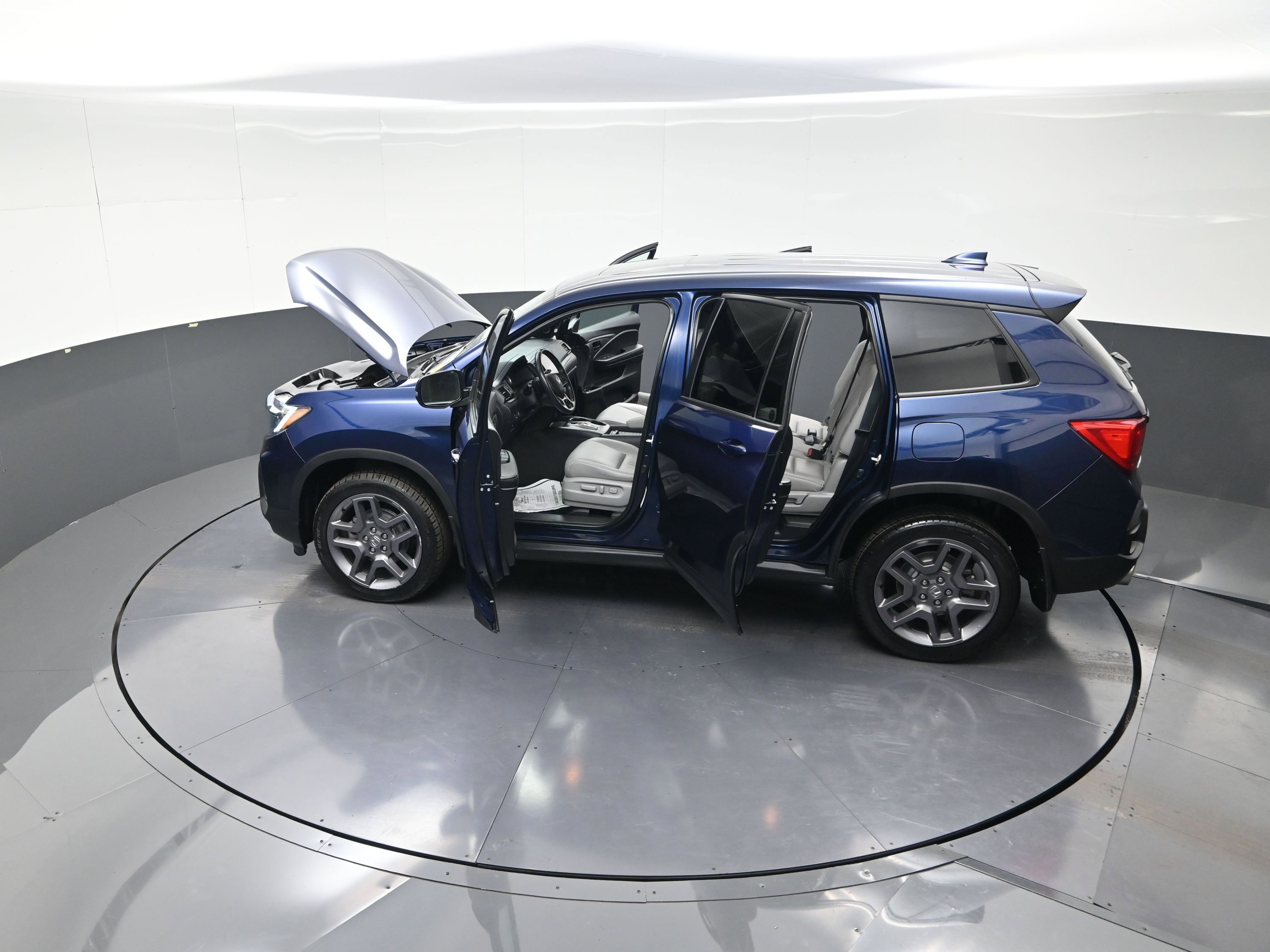 Used 2023 Honda Passport EX-L image 15