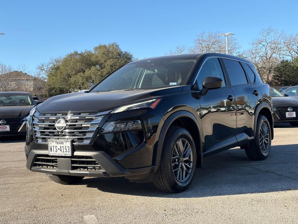 Certified 2025 Nissan Rogue S AWD/4WD image 6