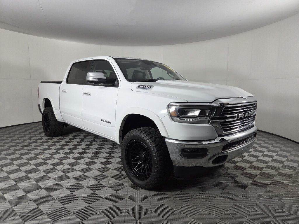 Used 2022 RAM 1500 Laramie AWD/4WD image 3