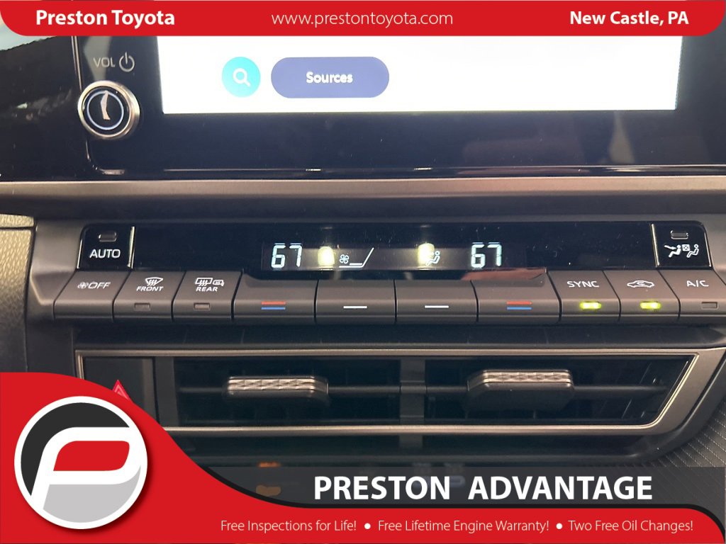 New 2026 Toyota Camry SE image 12