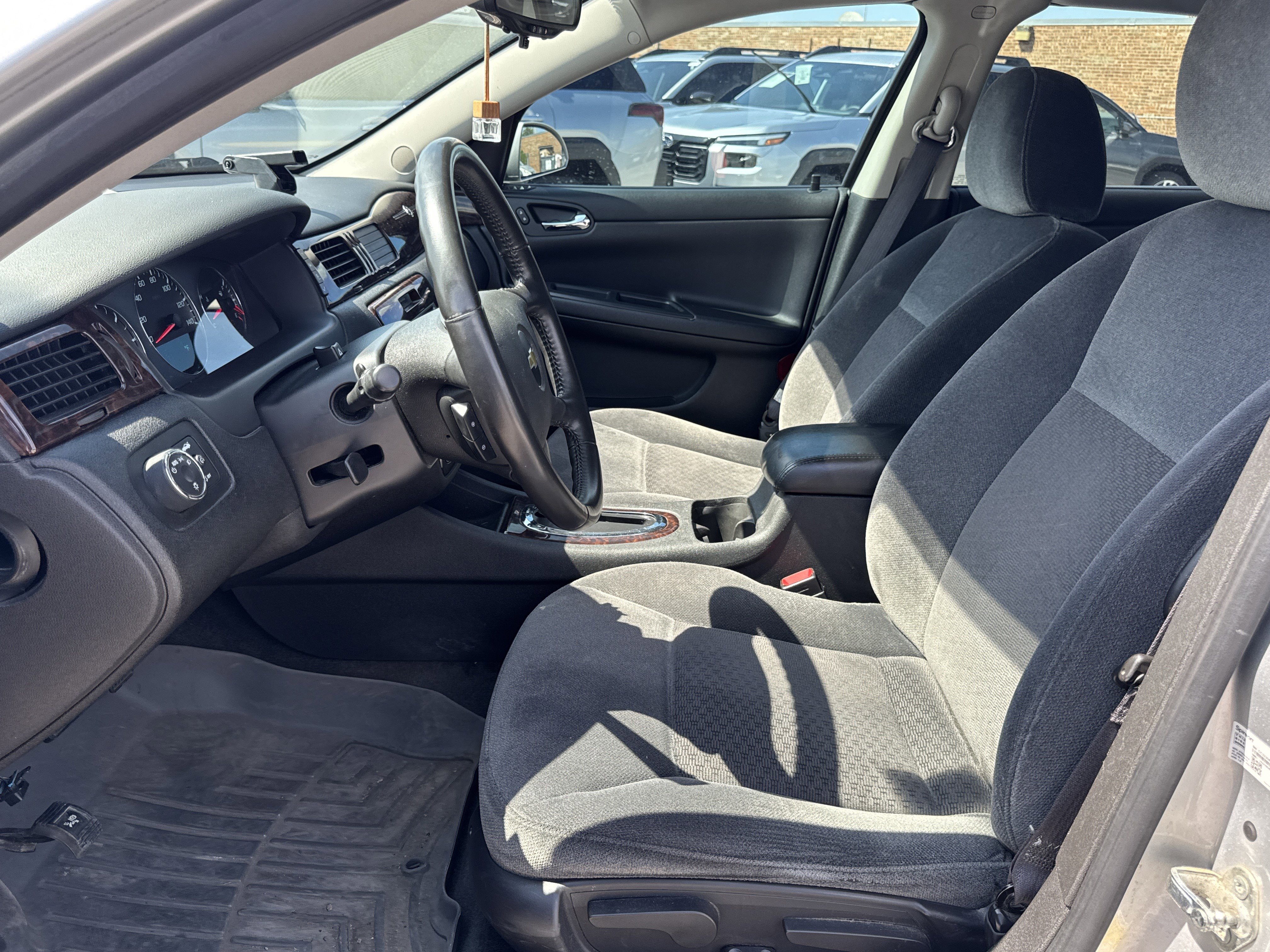 Used 2012 Chevrolet Impala LT FWD image 20