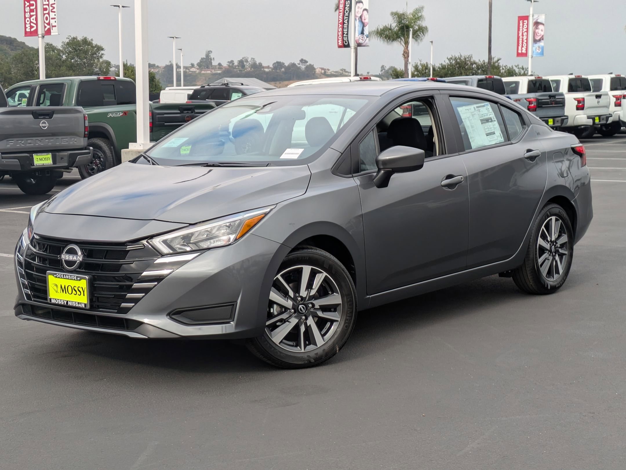 New 2025 Nissan Versa SV w/ Trunk Package