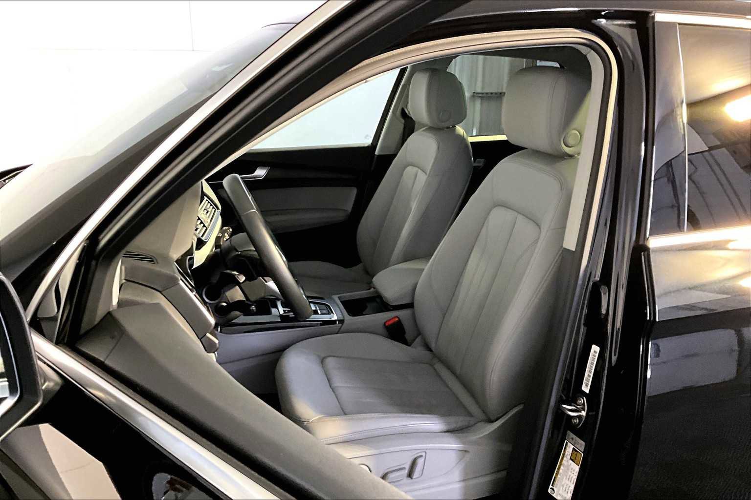 Used 2023 Audi Q5 2.0T Premium Plus w/ Premium Plus Package image 8