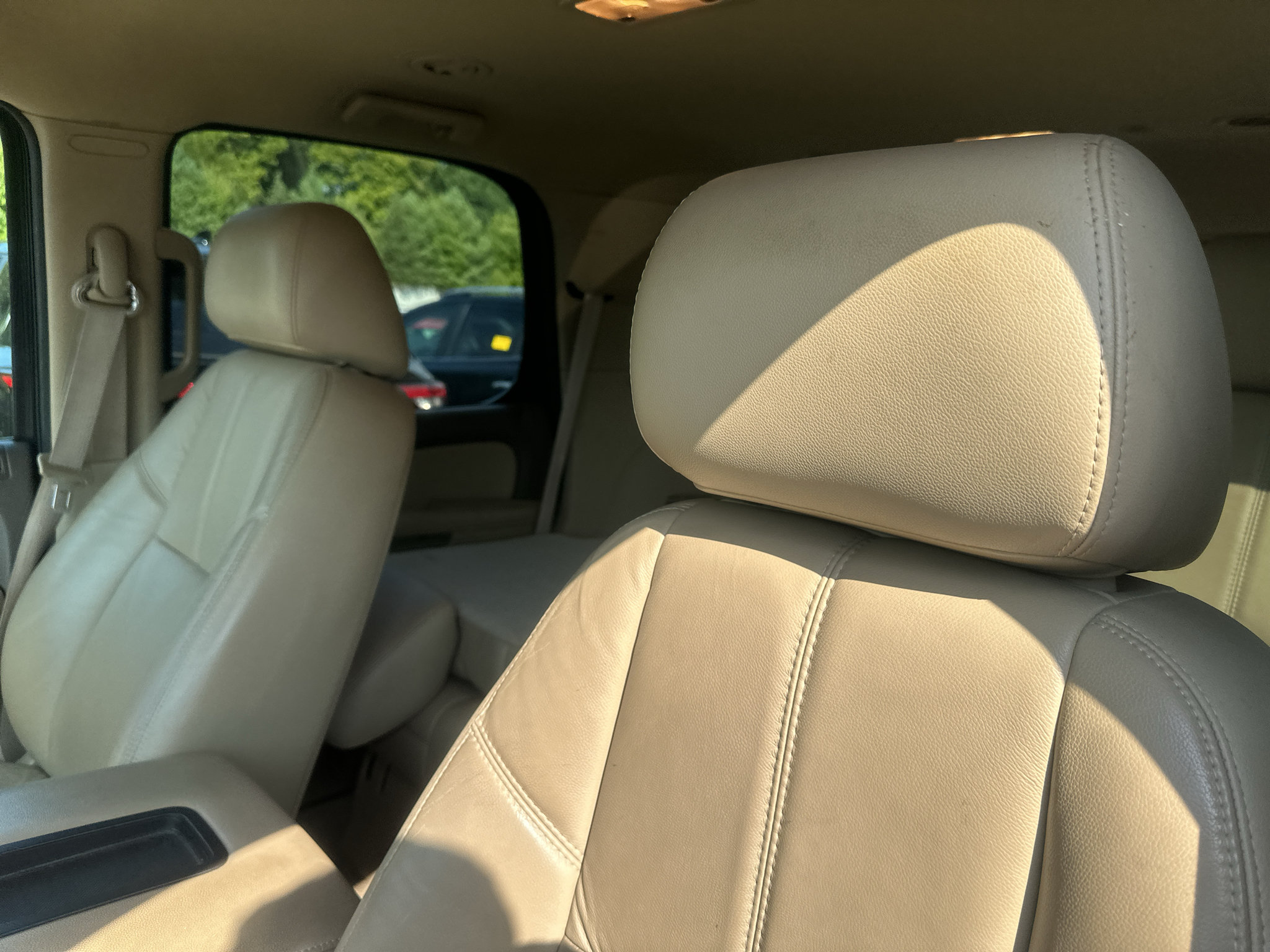 Used 2011 Chevrolet Tahoe LT w/ Regional Value Package AWD/4WD image 6