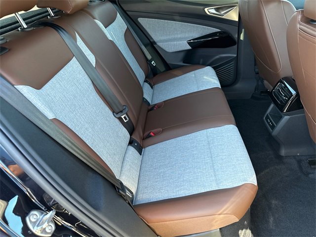 New 2026 Volkswagen ID.4 Pro image 16