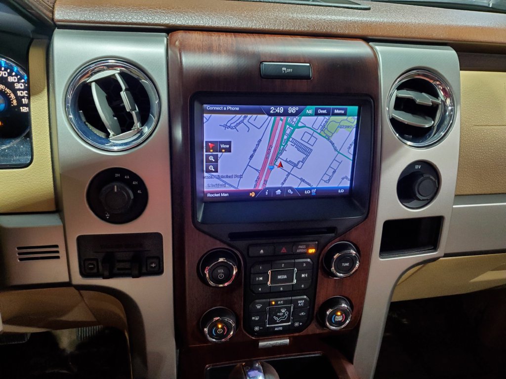 Used 2013 Ford F150 King Ranch w/ King Ranch Luxury Pkg AWD/4WD image 31