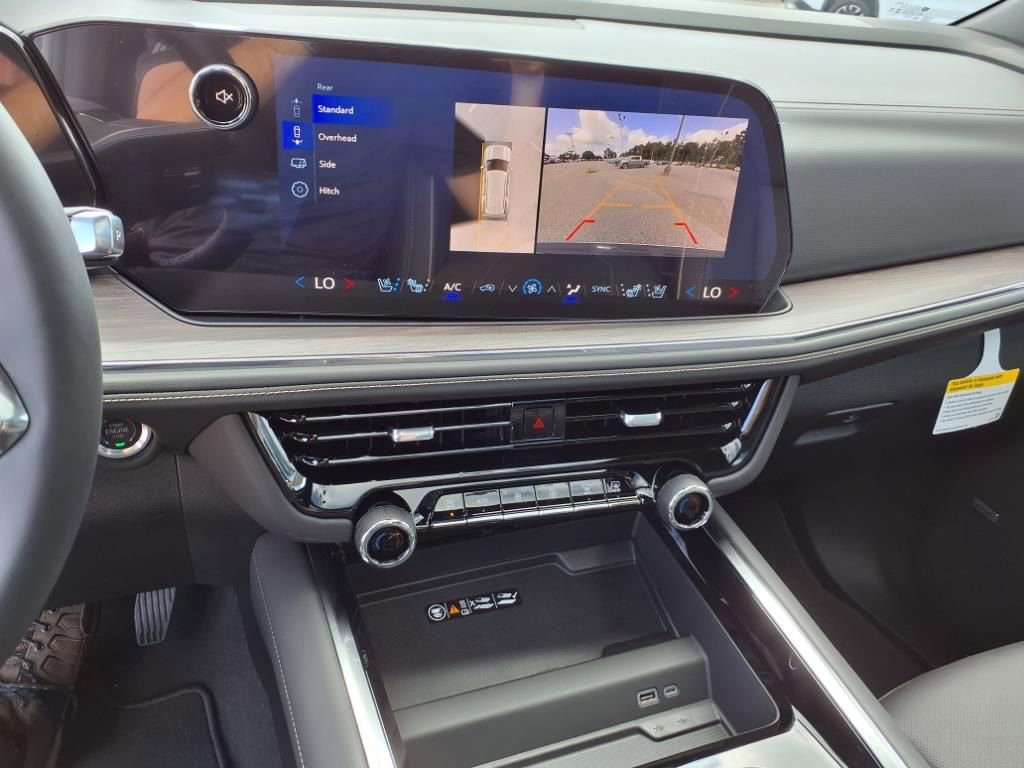 New 2025 Chevrolet Tahoe Premier image 9