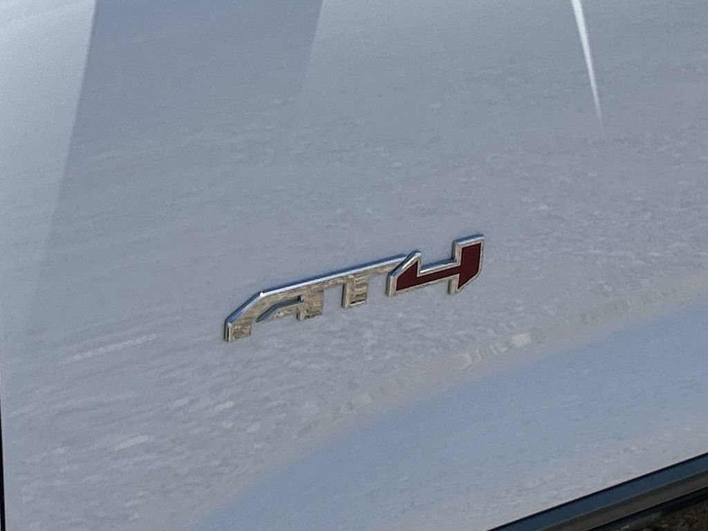 New 2026 GMC Terrain AT4 w/ Convenience Package III AWD/4WD image 32