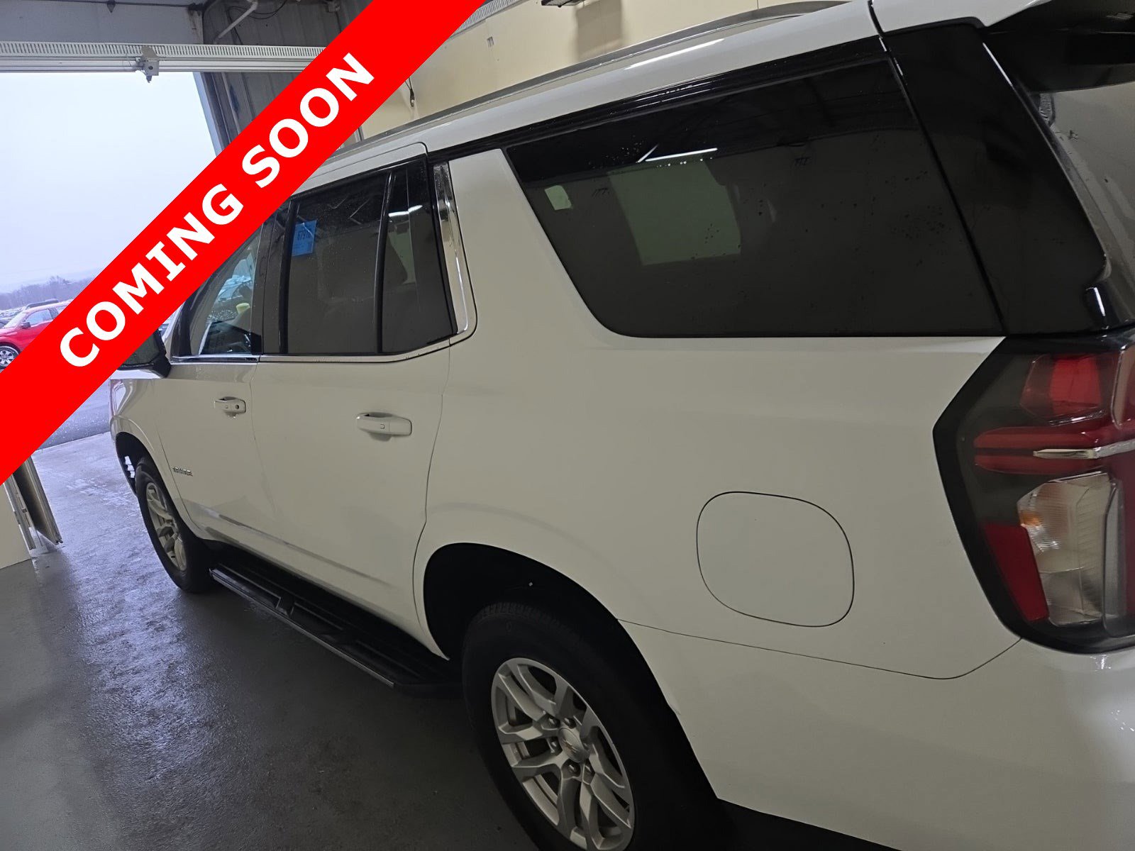 Used 2024 Chevrolet Tahoe LT image 3