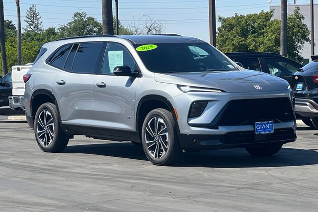 Used 2025 Buick Enclave Sport Touring image 2