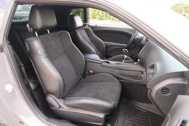 Used 2023 Dodge Challenger R/T w/ Plus Package image 22