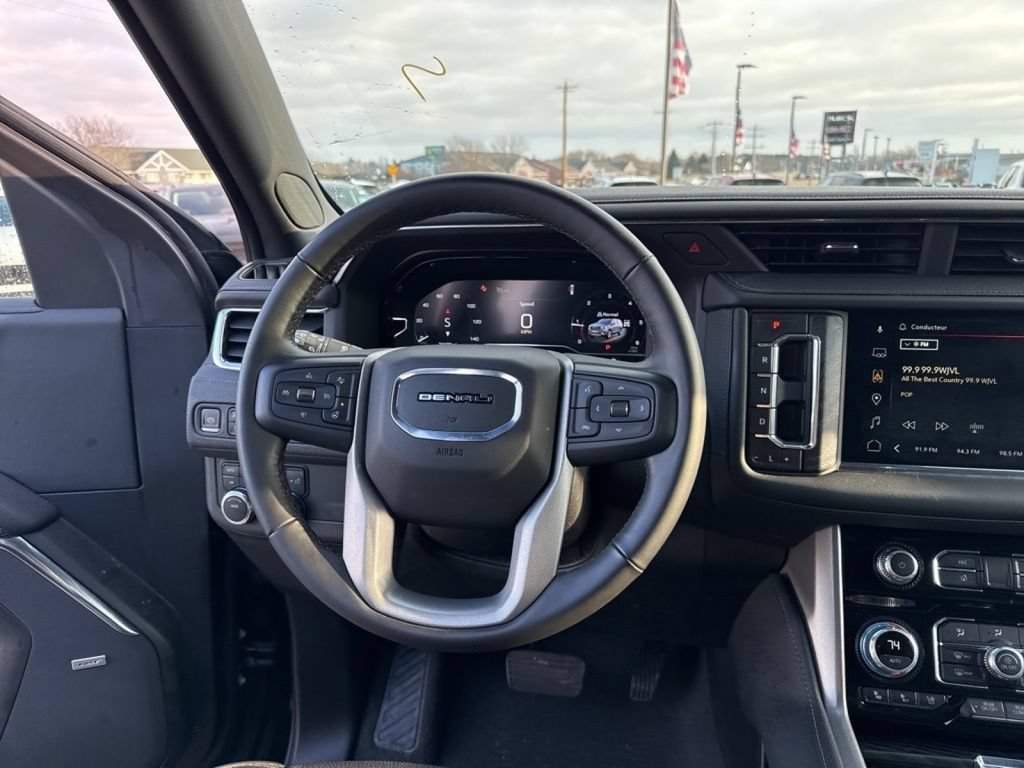 Used 2023 GMC Yukon XL Denali AWD/4WD image 43