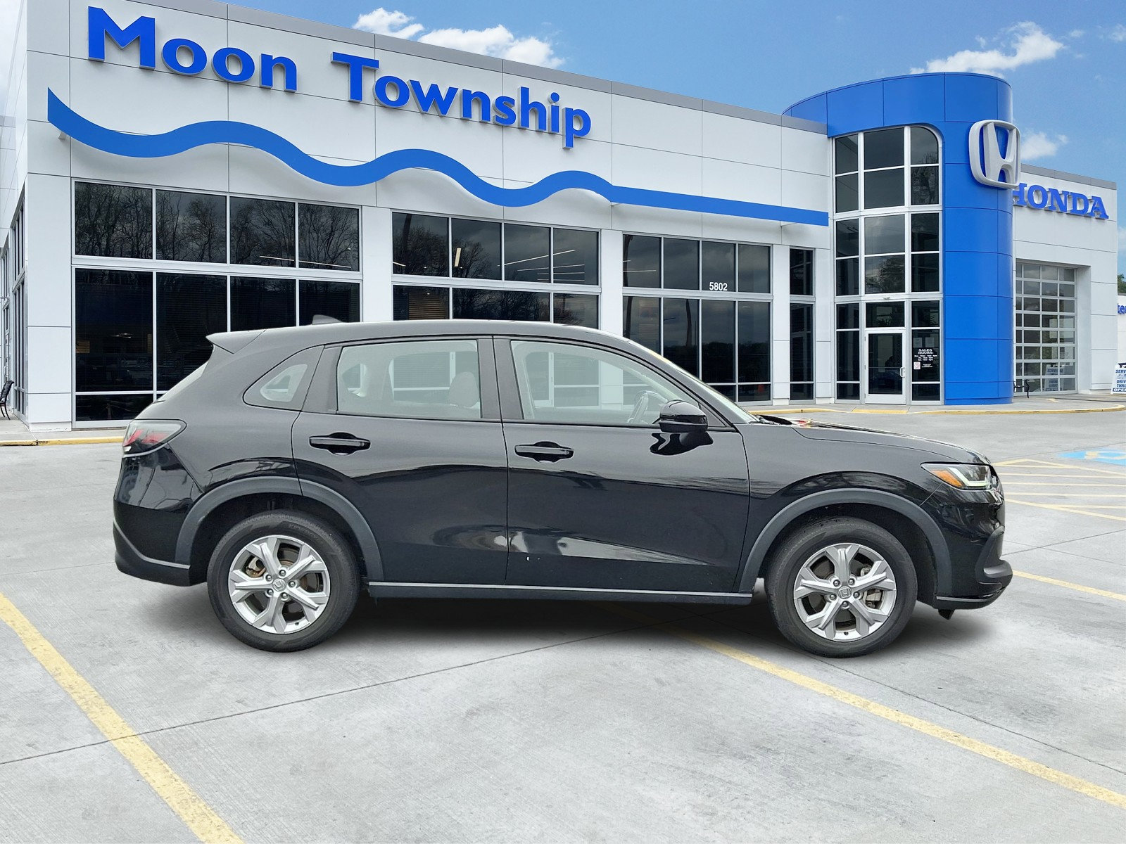 Used 2024 Honda HR-V LX image 7