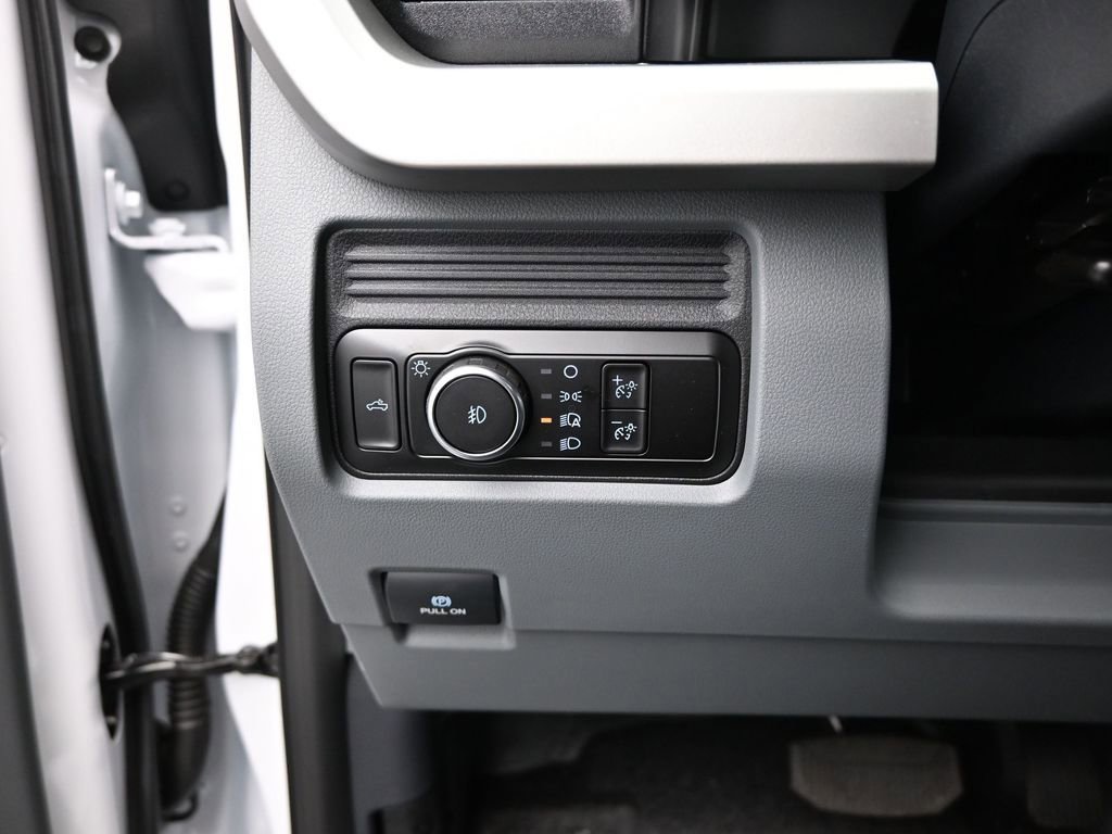 New 2026 Ford F350 XL w/ FX4 Off-Road Package image 11