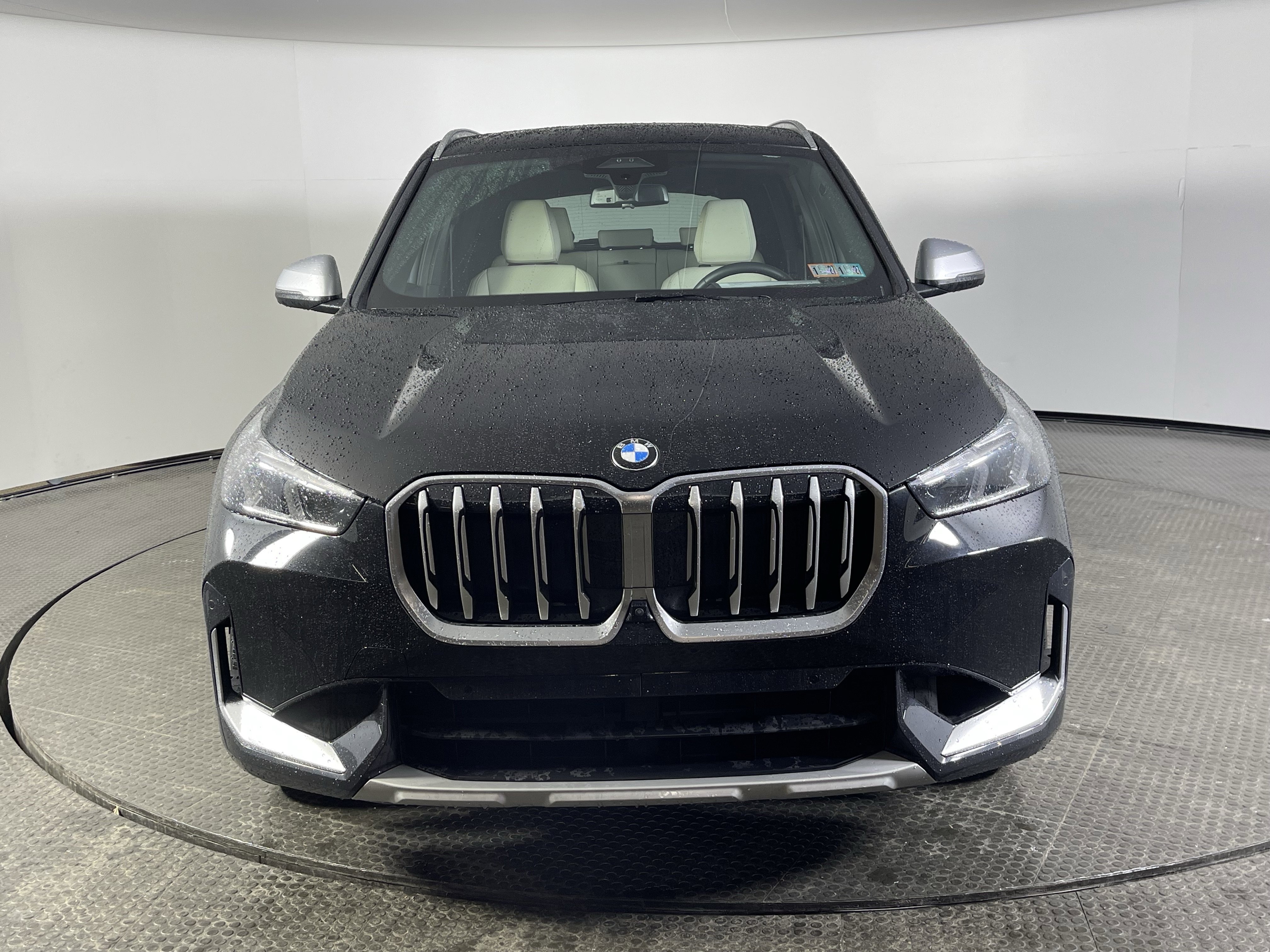 Certified 2024 BMW X1 xDrive28i w/ Technology Package image 2