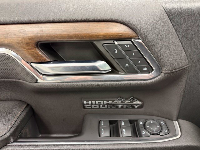 Certified 2023 Chevrolet Silverado 1500 High Country w/ High Country Premium Package AWD/4WD image 19