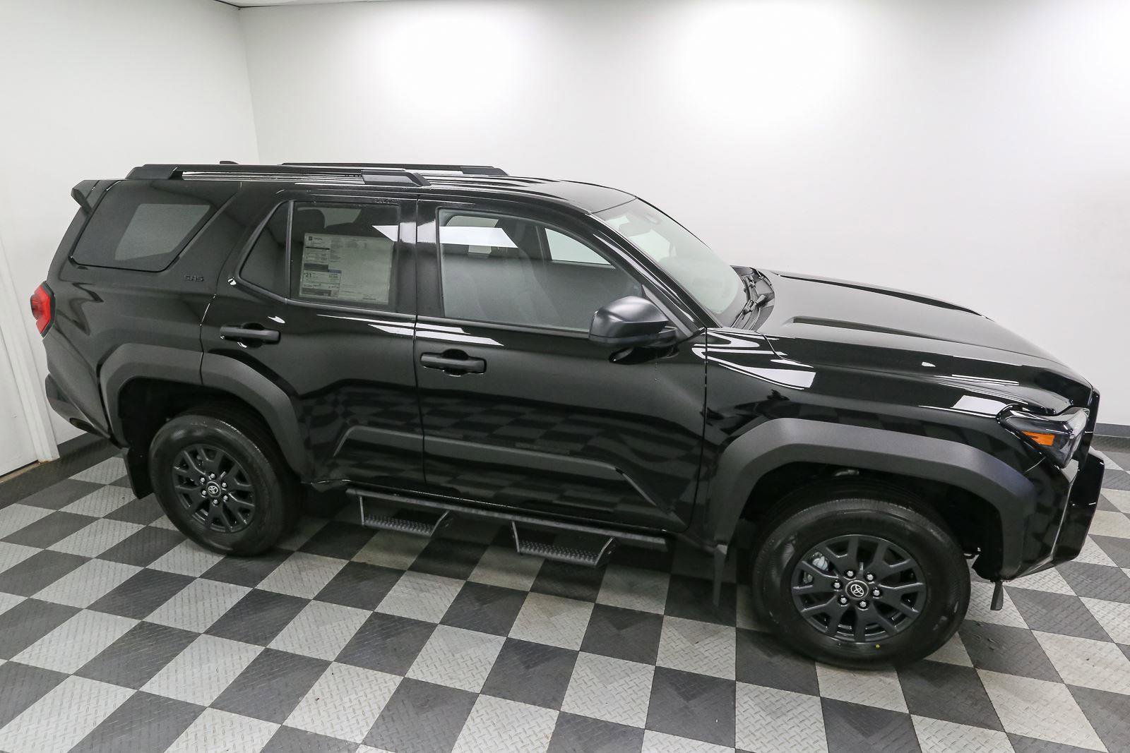 New 2026 Toyota 4Runner SR5 AWD/4WD image 5