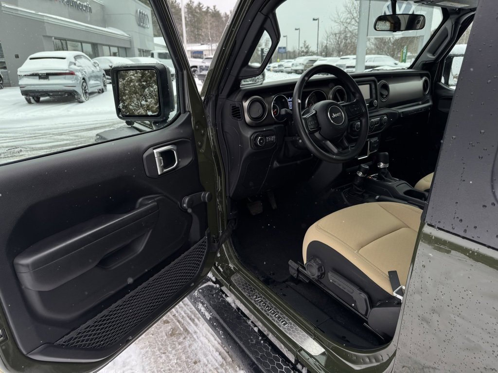 Used 2021 Jeep Wrangler Sport image 20
