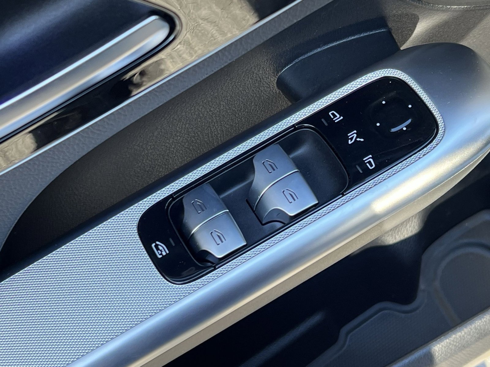 New 2026 Mercedes-Benz GLC 300 4MATIC image 13