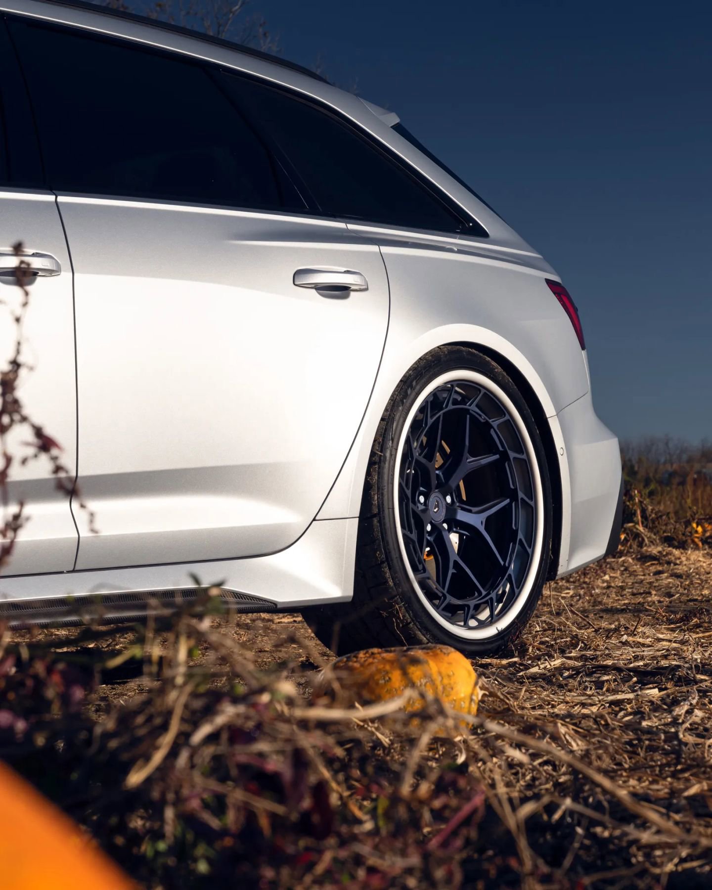 Used 2024 Audi RS 6 performance image 25