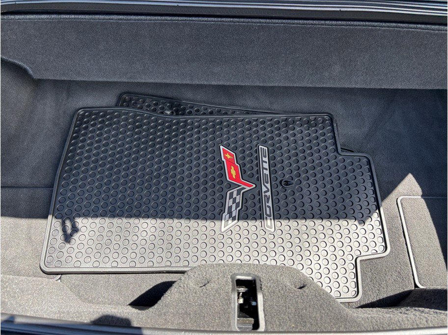 Used 2013 Chevrolet Corvette Grand Sport w/ 3LT Preferred Equipment Group image 40