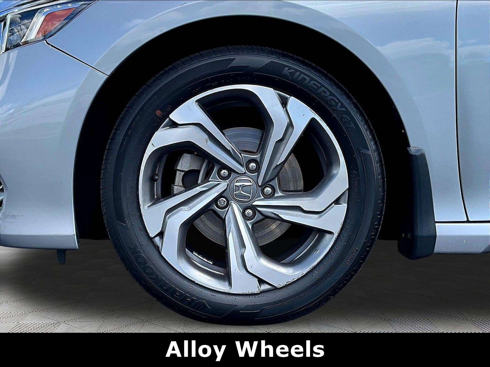 Used 2019 Honda Accord EX-L image 32