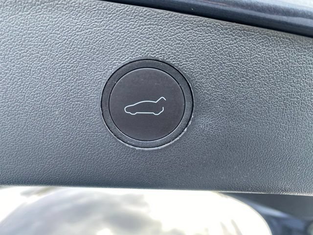 Used 2023 Tesla Model 3 Long Range AWD/4WD image 9